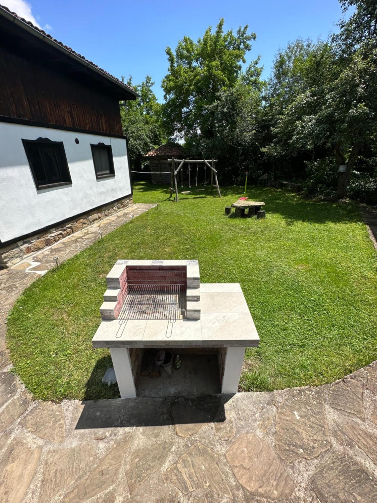 Lavender And Poppy Cottages Bebrovo Exterior photo